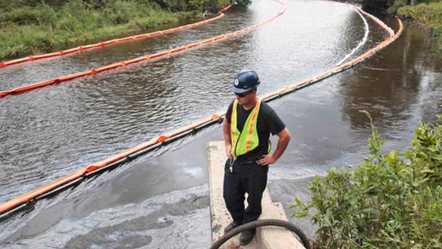 Husky's 1570 Barrel Oil Spill Leaks Into Saskatchewan River