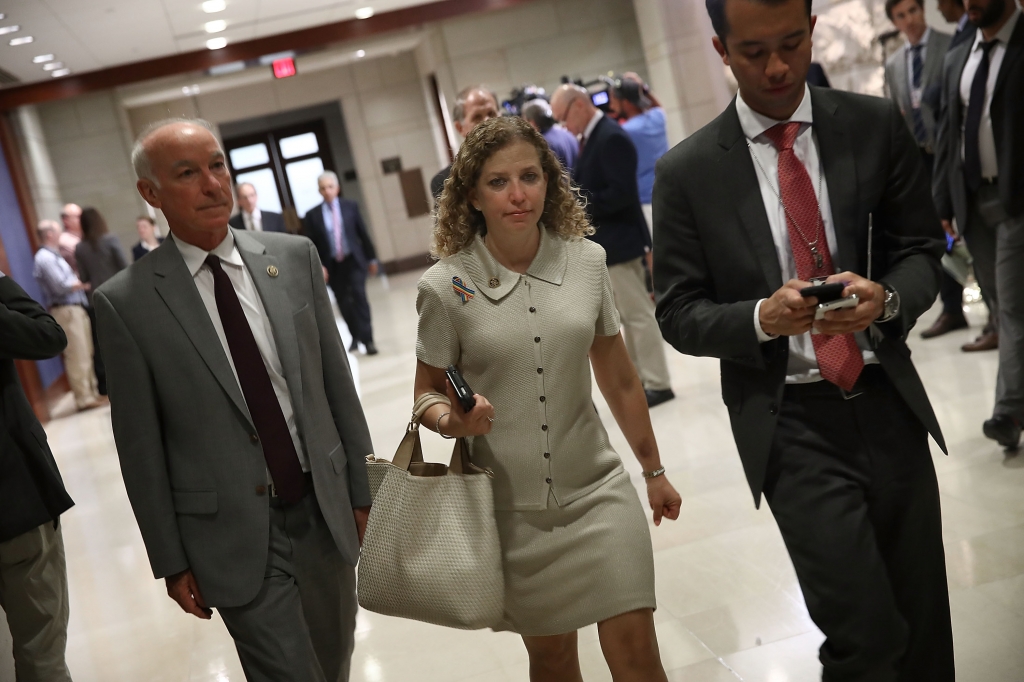 Emily Lee2 hours ago Why Did Debbie Wasserman Schultz Resign As DNC Chair? Her Departure Has Made Waves     Win McNamee  Getty Images News  Getty Images