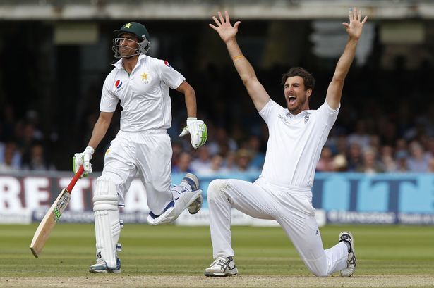 England-v-Pakistan-First-Test-Day-3