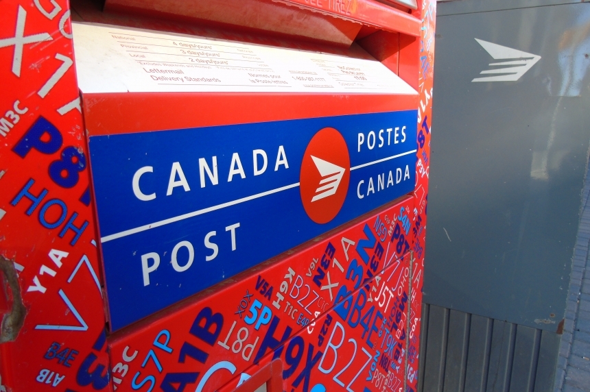 The postal service issued a 72-hour lockout notice to the Canadian Union of Postal Workers on Tuesday