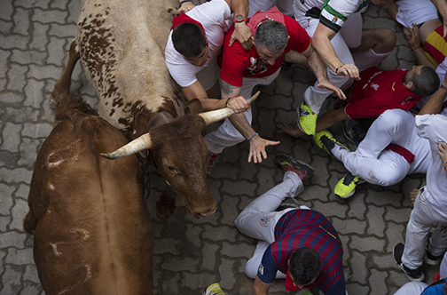 Spain: no runners gored, 3 injured in Pamplona bull run