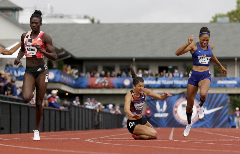 Dalilah Muhammad wins 400 hurdles; 16-year-old Sydney McLaughlin bound for Rio