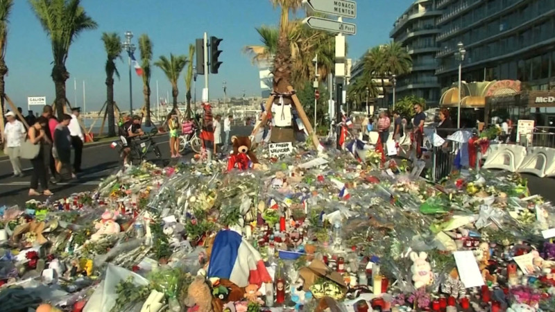 Moment of silence held in France for victims in Bastille Day attack