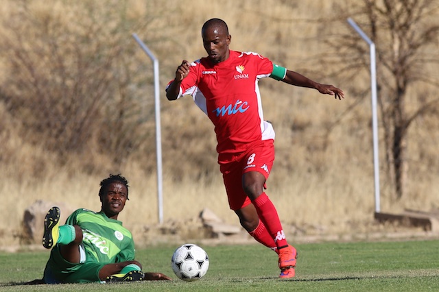 Heini Isaacks in action for Unam against Julinho last season