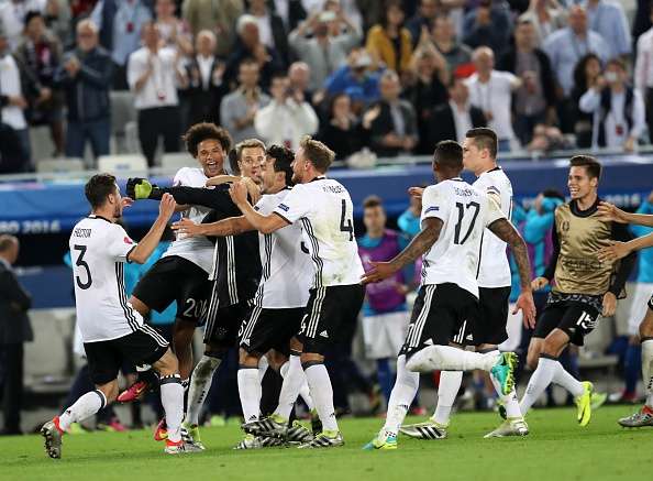 German players celebrate