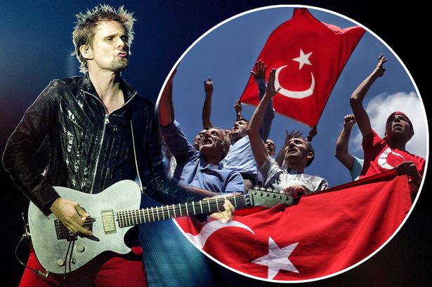 Muse have cancelled their planned concert in Turkey next week following the attempted military coup at the weekend