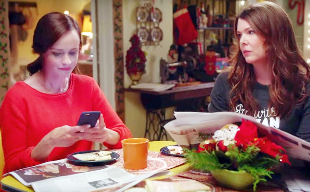 2016GilmoreScreenGrab'Gilmore Girls Rory and Lorelai Alexis Bledel and Lauren Graham as seen in a film clip from the upcoming Netflix series