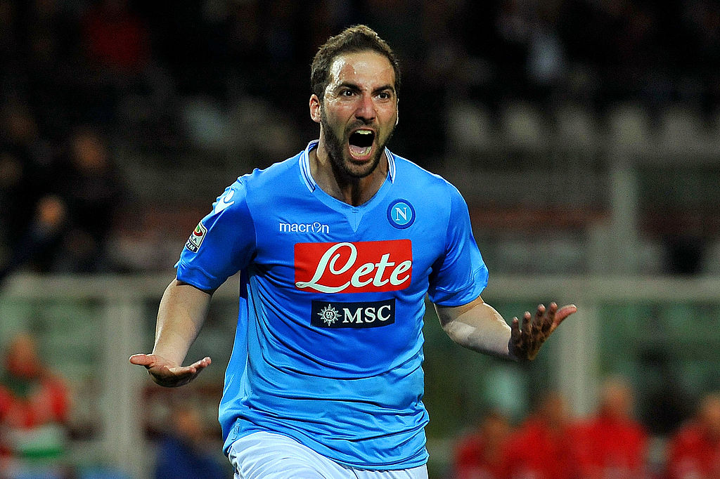 Pay up Napoli president invites Arsenal to make club record bid for Higuain