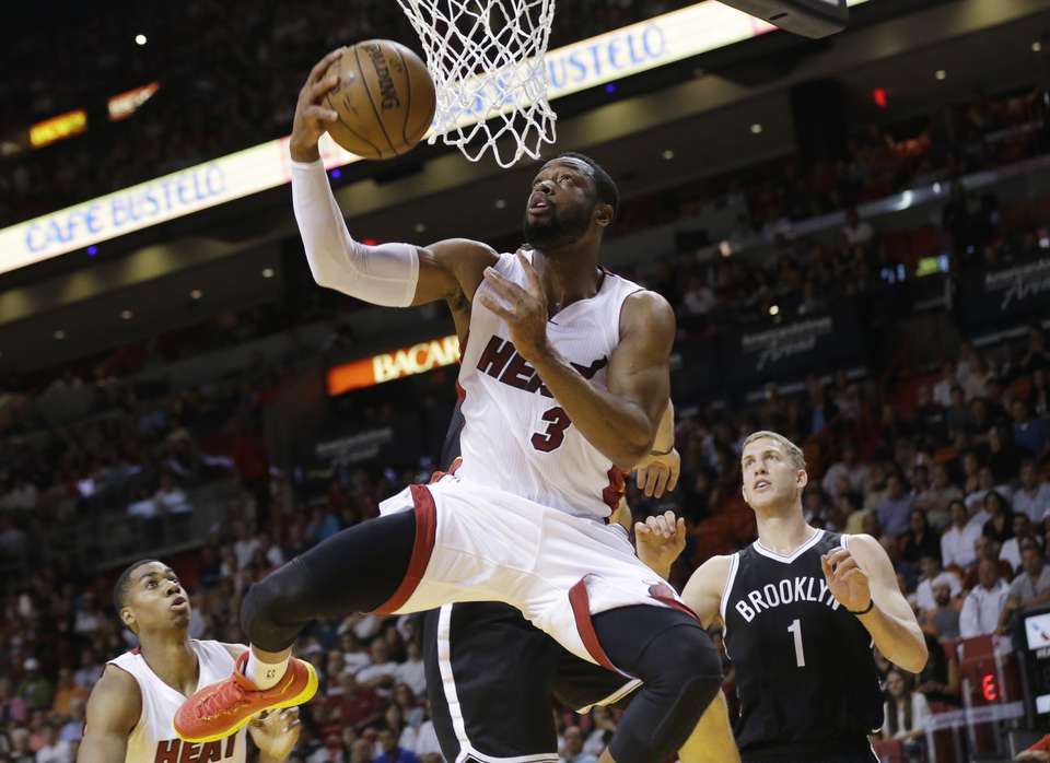 AP Source Heat offer Wade 2-year $40 million deal to stay