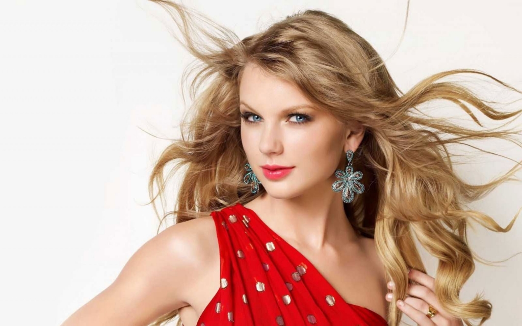 Taylor swift tops forbes list of highest paid celebritites