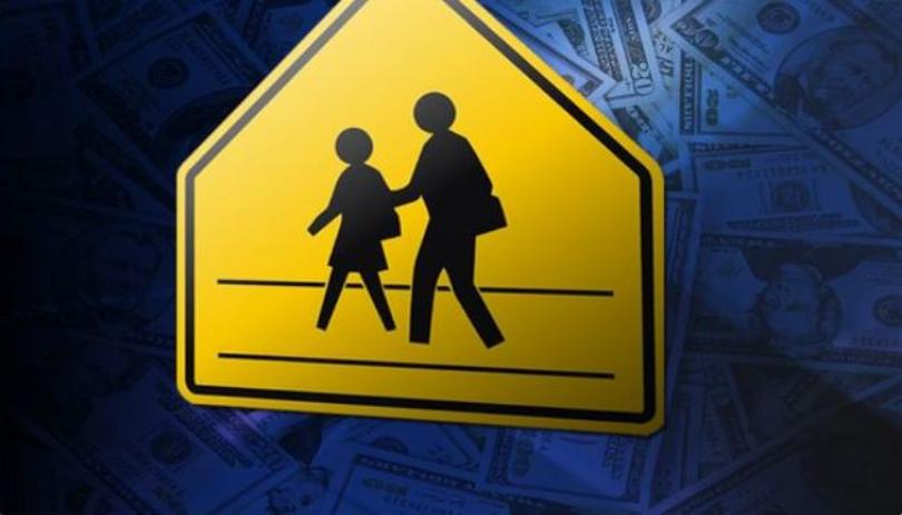 Governor announces bipartisan commission to change school funding