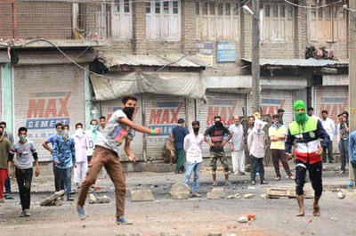 Five More Killed in India's Jammu and Kashmir Protests, Curfews Imposed