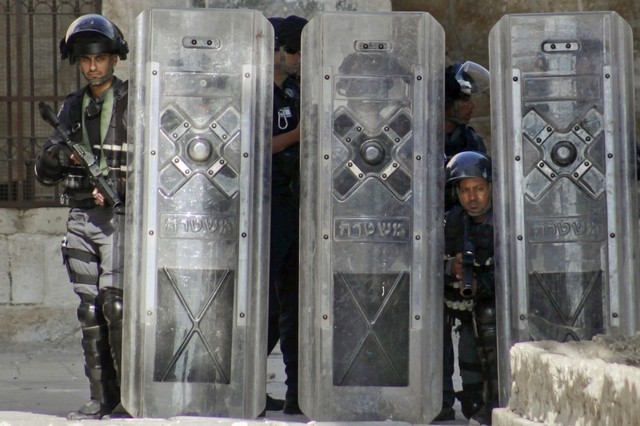 Al Aqsa mosque in Jerusalem closed to non Muslims after violence