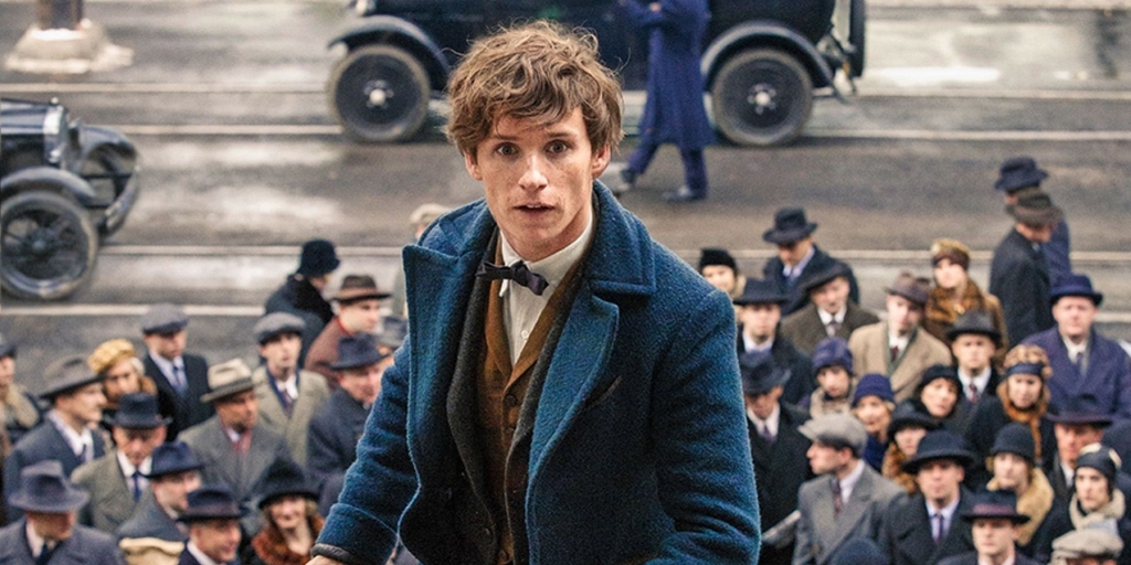 Eddie-Redmayne-in-Fantastic-Beasts-and-Where-to-Find-Them1