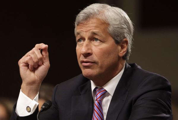 JP Morgan to raise pay for 18000 US staff