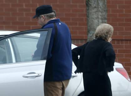 Judge: Reagan shooter Hinckley can leave hospital to live in Virginia