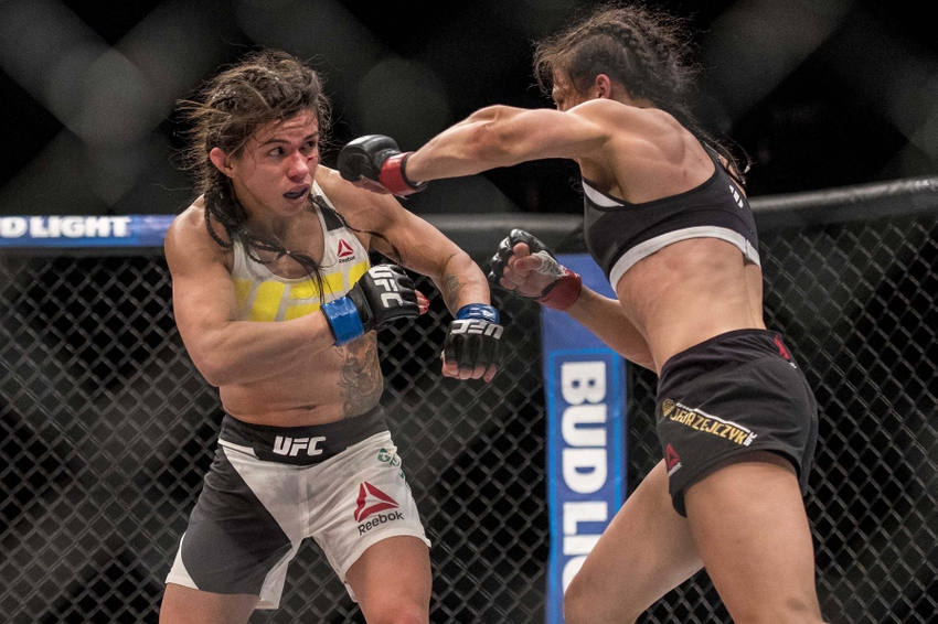 Jul 8 2016 Las Vegas NV USA Joanna Jedrezejczyk fights Claudia Gadelha