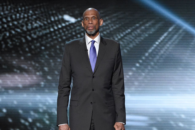 Kareen Abdul Jabbar takes a jab at Donald Trump with'I'm Michael Jordan intro line