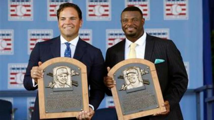 Mike Piazza inducted into Baseball Hall of Fame