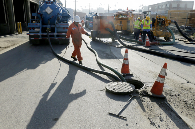 LA Sewage Spill Prompts Closure of Long Beach Coastal Beaches Monday