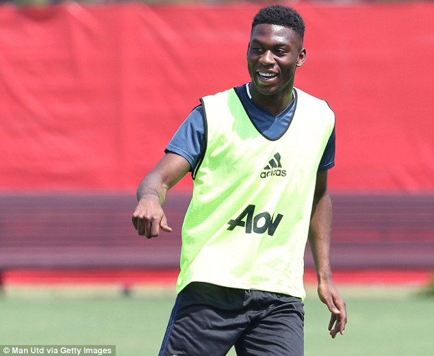 Manchester United's highly-rated defender Tim Fosu Mensah in talks about a new long-term deal