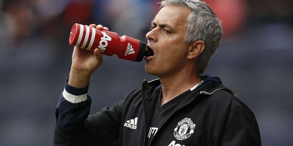 Mourinho can inspire Man U to PL glory, says De Gea