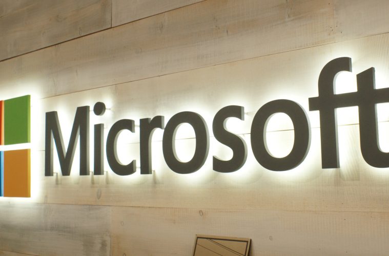 Microsoft can’t be forced by US government on turn-over of emails stored somewhere outside