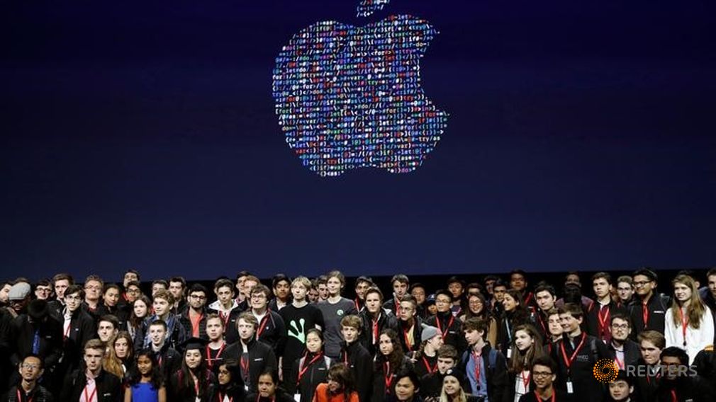 Apple reports Q3 results - revenues down on same quarter last year