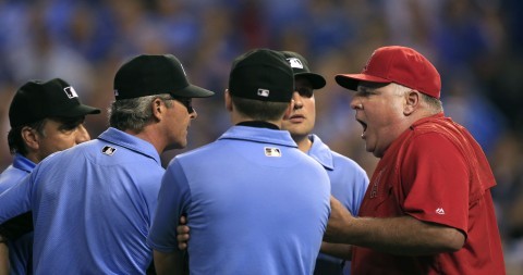 Hector Santiago, Albert Pujols lead Angels to victory over Royals as deadline nears