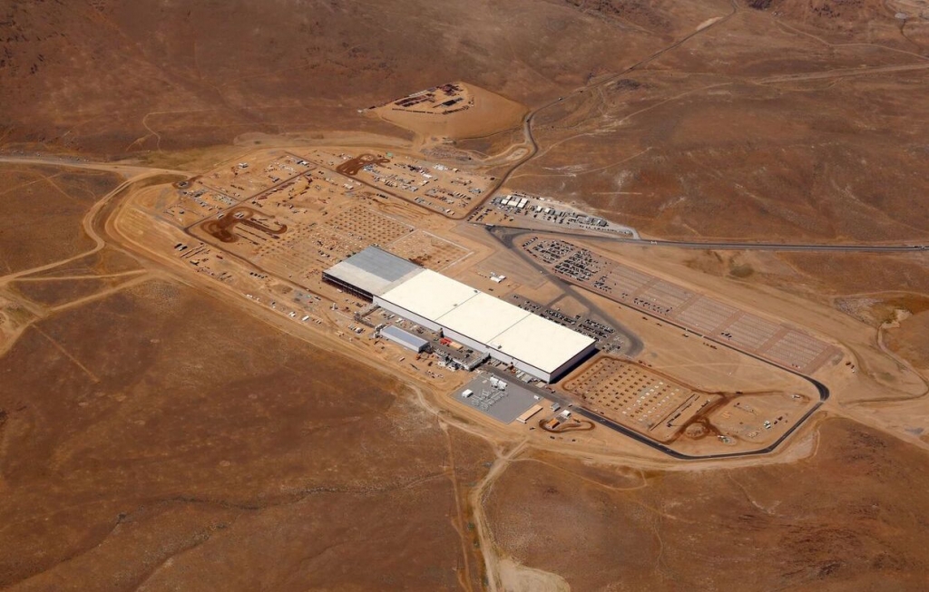 Tesla Gigafactory 14 percent complete