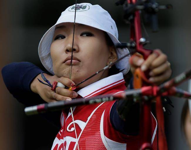 5 Russian canoeists, including Olympic champ, get Rio bans