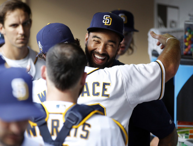 Braves to reportedly acquire Matt Kemp from Padres in bad contract swap