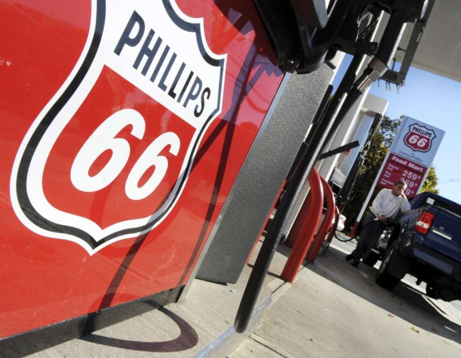 Phillips 66 reported a $499 million profit for the quarter just less than half of what it reported in the same period in 2015