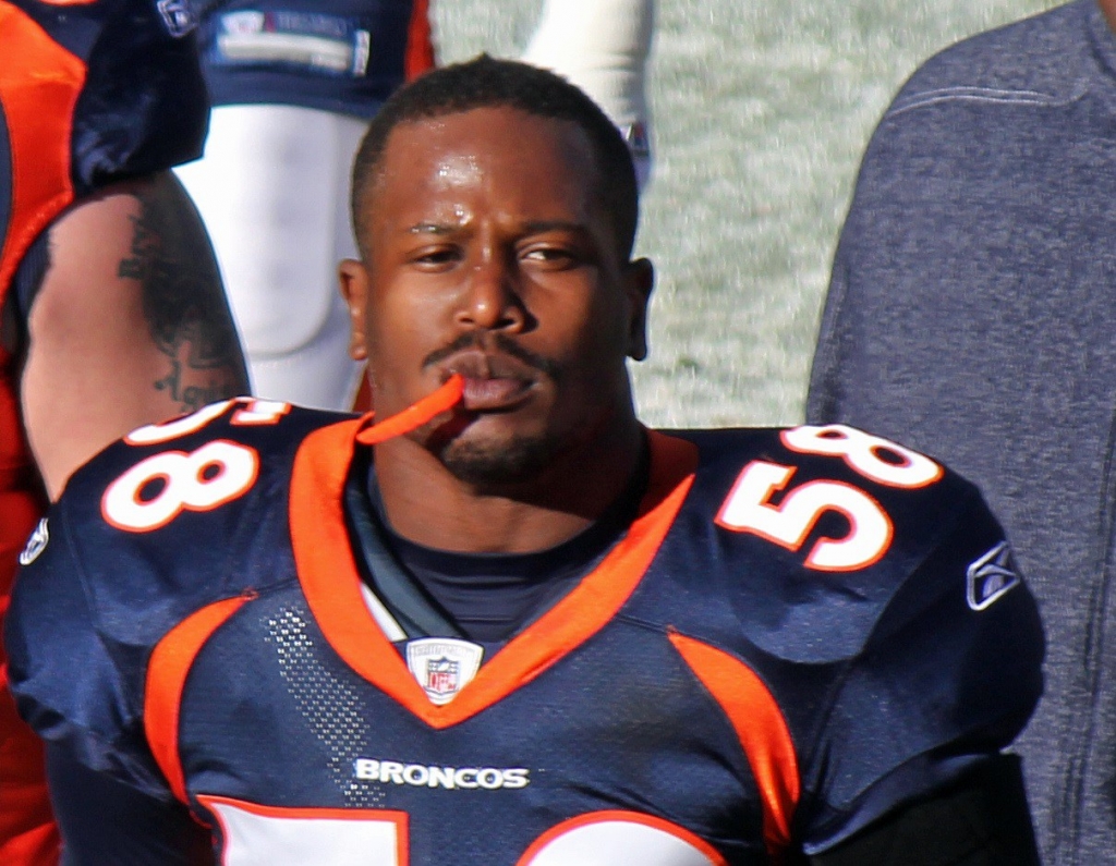 NFL Denver Broncos Sign Von Miller To Record Deal For A Defender