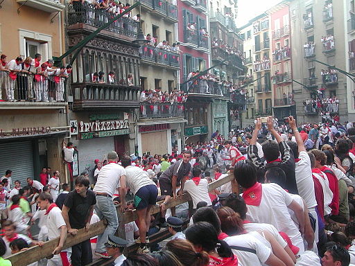 Spain: 4 injured, none gored in 1st Pamplona bull-run