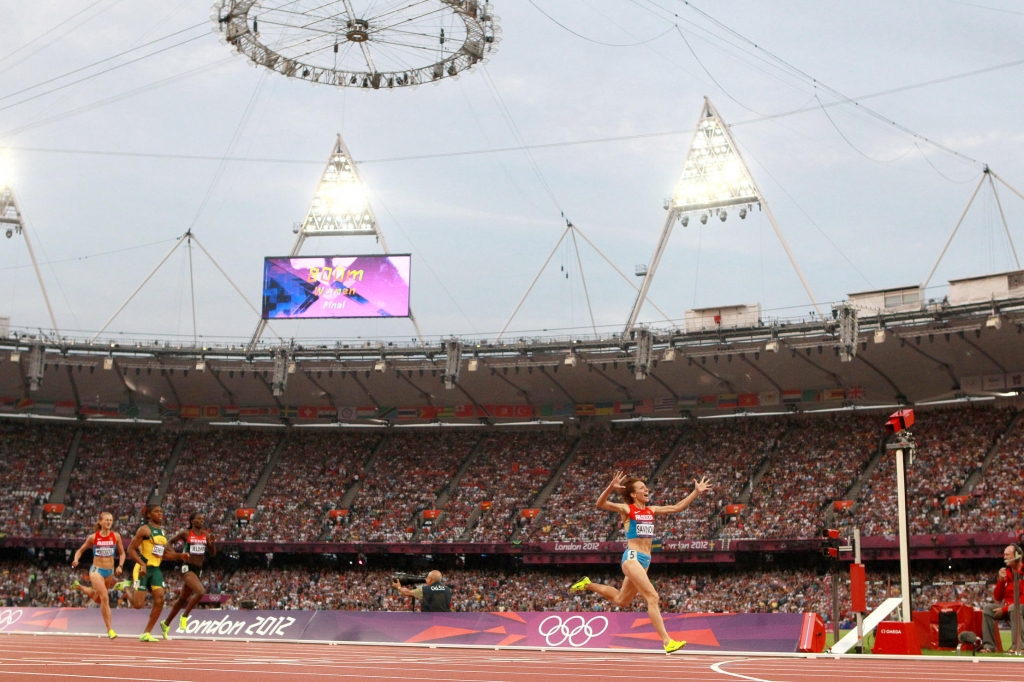 Mariya Savinova wins gold at the 2012 Games