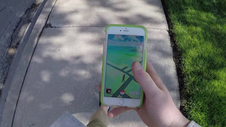 Pokemon Go crashes and hackers claim responsibility