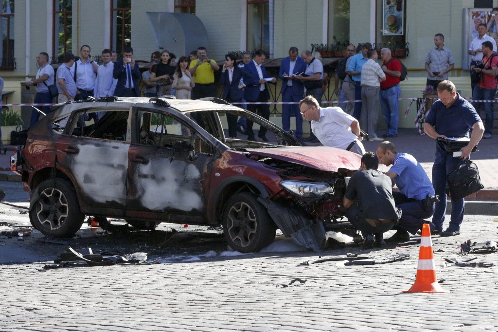 Prominent journalist killed in car bomb in Kiev