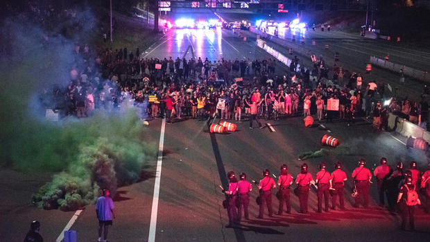 Protesters shut down Interstate 94 near downtown St. Paul