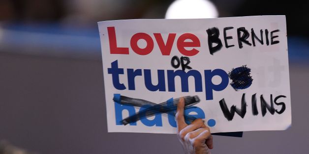 ROBYN BECK via Getty Images