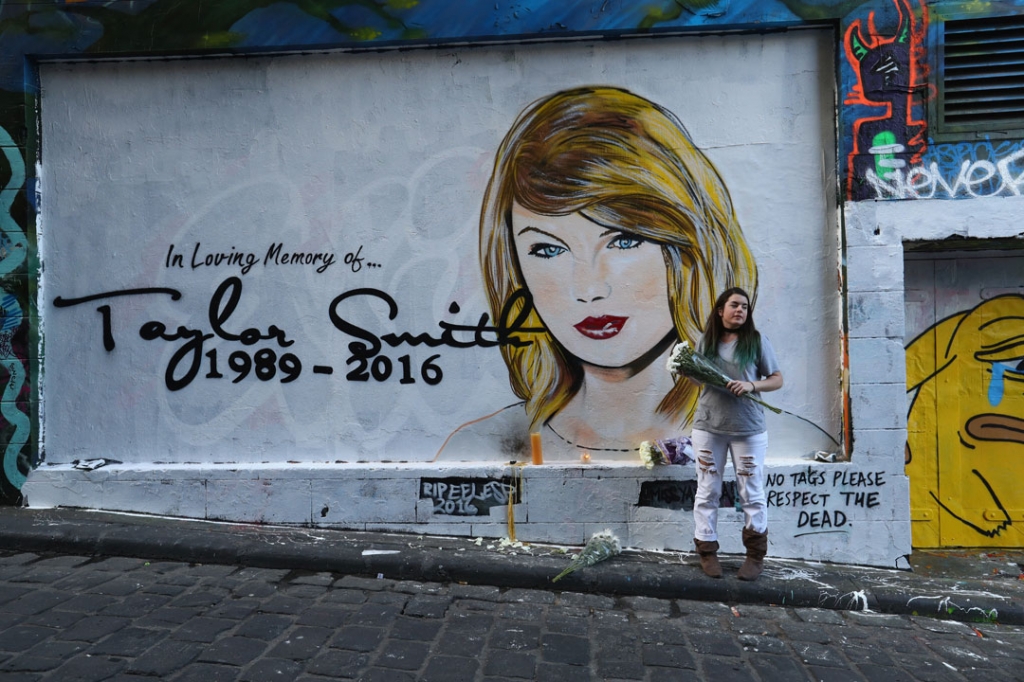 RIP-Taylor-Swift-Mural