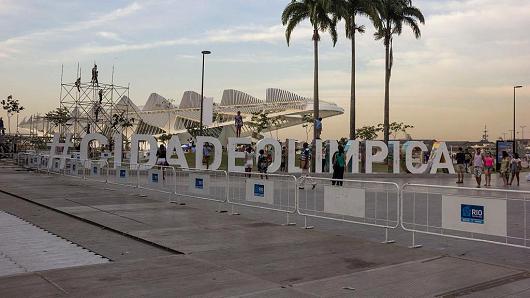 Rio 2016 Olympic Boulevard in the port area of the Olympic city. In the monument with the hashtag #CidadeOlimpica