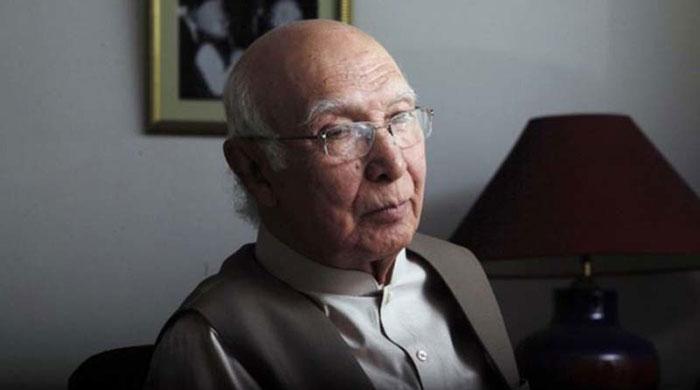 Sartaj to Swaraj ‘Only Kashmiris can give verdict on future of Kashmir’
				0