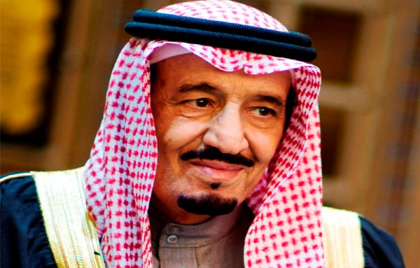 Saudi king vows to hit back at extremists after Medina suicide attack