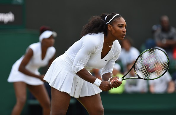 Serena and Venus on court in women's semifinals at Wimbledon