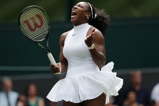 Wimbledon Day 2 live Serena Williams puts on royal show for mum Nick Kyrgios loses his cool