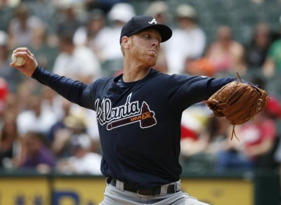 Atlanta Braves starter Mike Foltynewicz throws against the