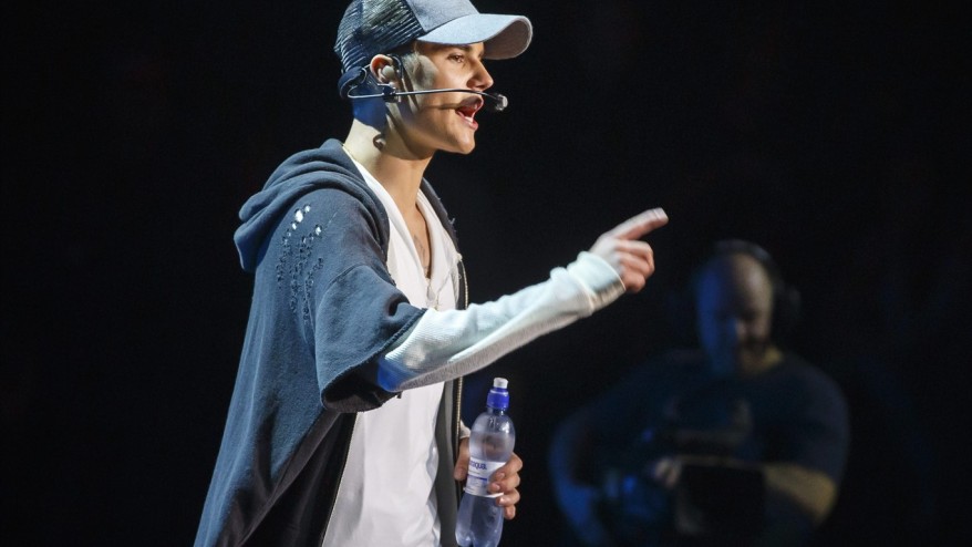 Singer Justin Bieber gestures as he stands on stage during a concert in Oslo on Oct. 29 2015. THE ASSOCIATED PRESS  Heiko Junge NTB scanpix