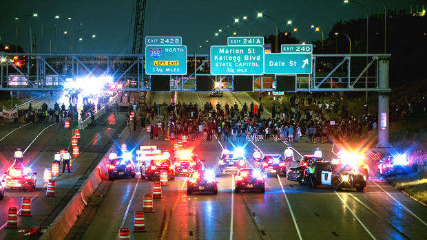 Protesters shut down Interstate 94 near downtown St. Paul