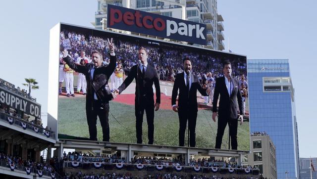 Group adds 'All Lives Matter' to 'O Canada' at All-Star Game